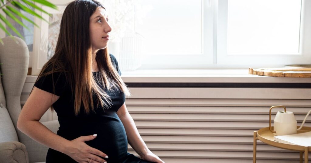 gynecologist doctor in Indore guiding early pregnancy symptom detection missed periods fatigue mood changes prenatal care healthy pregnancy