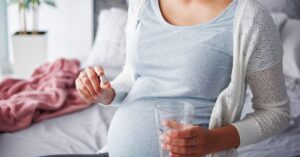 gynecologist in Indore advising on pregnancy hydration kidney health balanced fluids water intake healthy pregnancy diet